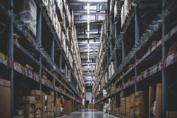 Avantajele implementării cititoarelor de coduri de bare în retail