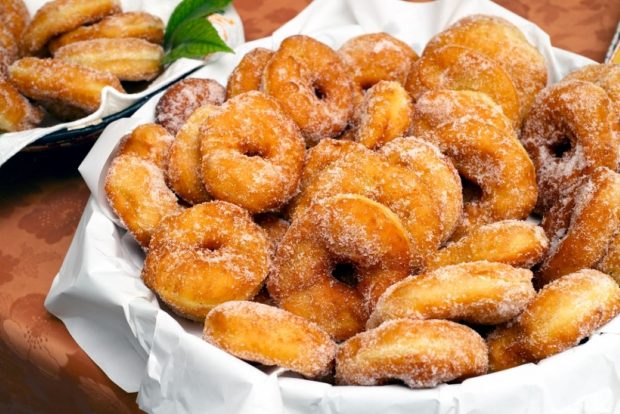 Gogoși cu iaurt – cele mai simple rețete