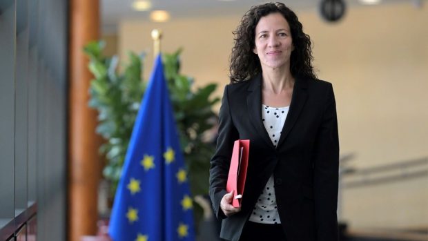 Roxana Mînzatu, chemată în Parlament să prezinte ce planuri are în calitate de comisar european