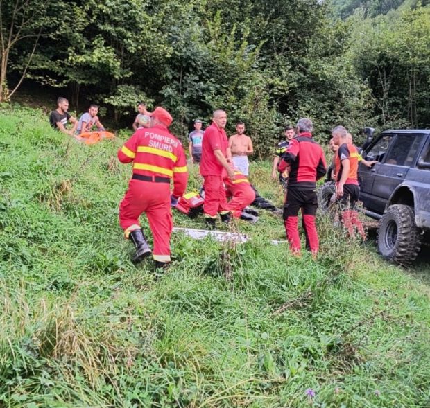 Ucrainean recuperat de salvamontişti, după ce a rătăcit pe munte. Era epuizat fizic și deshidratat