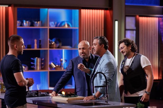 MasterChef 23 septembrie 2024. Cătălin Scărlătescu răbufnește în fața unui concurent. „Ce le faceți? Le-ați înnebunit de creier pe toate?”