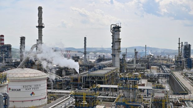 Ipocrizia sancțiunilor: România, SUA și Olanda sunt statele care importă cel mai mult produse petroliere derivate din țiței rusesc STUDIU