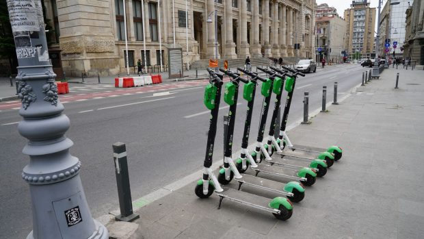 Topul județelor cu cele mai multe accidente în care au fost implicate trotinete electrice: 24 de morți și sute de răniți, în trei ani