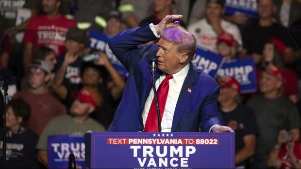 „Lumea imaginară și înfricoșătoare a lui Donald Trump”, sperietoare pentru americanii care ar vota-o pe Kamala Harris la alegerile prezidențiale. Analiză