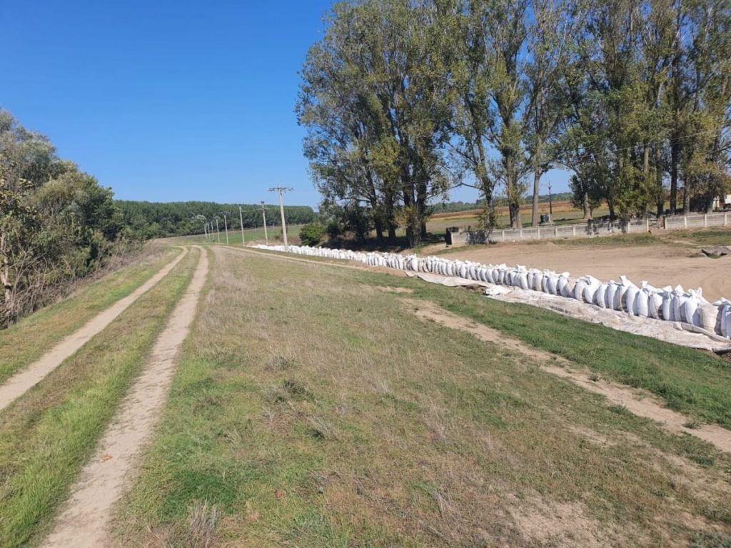 Viituri majore în România: Apele Române pregătite pentru ciclonul Ashley, risc crescut de inundații! 14 viitura7 apele romane facebook