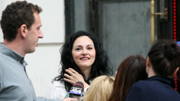 Alina Bica a scăpat de executarea pedepsei de 4 ani de pușcărie pentru favorizarea lui Ovidiu Tender. Daunele pe care le cere fosta șefă a DIICOT