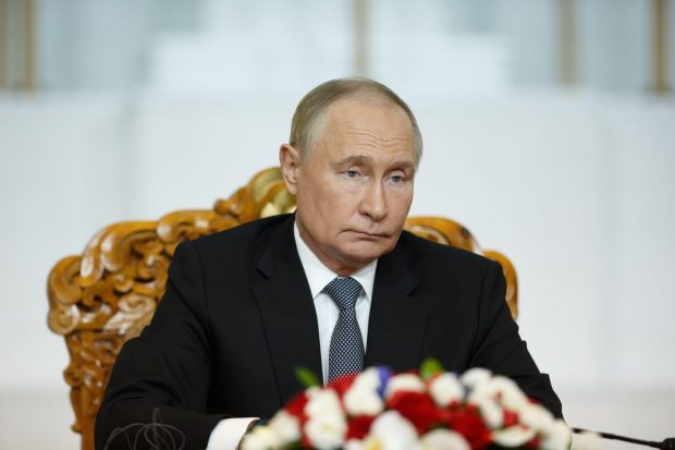 Putin s-a dus în Mongolia ca să ceară „binecuvântarea” șamanilor, scrie un jurnalist rus. Zvonul care circulă la Moscova despre „arma zeilor”