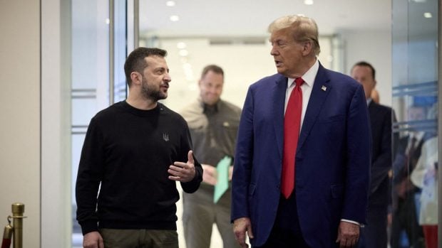 Zelenski i-a prezentat planul său „de victorie” lui Trump. Mesajul fostului președinte american de după discuții