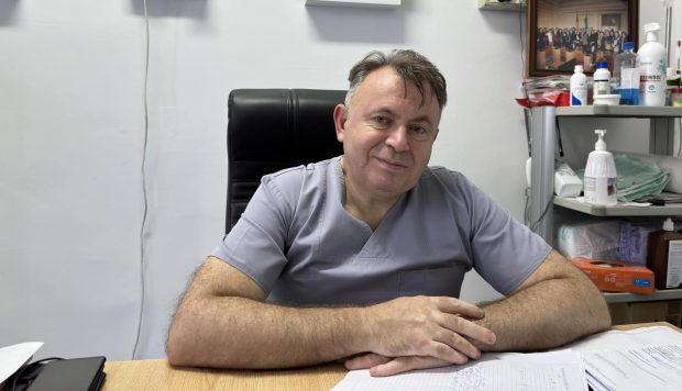 Nelu Tătaru a scris că muncește pentru pacienți, nu pentru bani, într-o postare pe Facebook, cu 5 zile înainte să fie acuzat de luare de mită