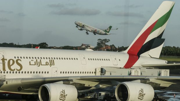 O companie aeriană a interzis pagerele și dispozitivele walkie-talkie, după exploziile din Liban | VIDEO