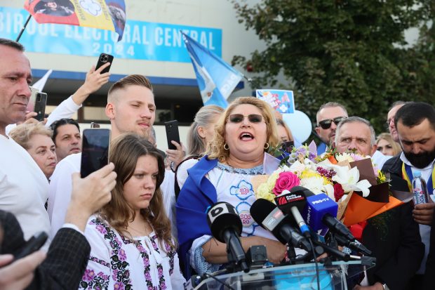 Cazul Șoșoacă. Kremlinul jubiliează după deciziile CCR și BEC