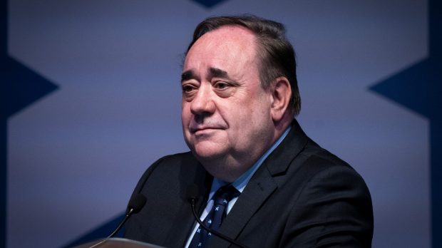 Alex Salmond, fost premier al Scoţiei, a murit după ce s-a prăbuşit în urma unui discurs ținut în Macedonia de Nord