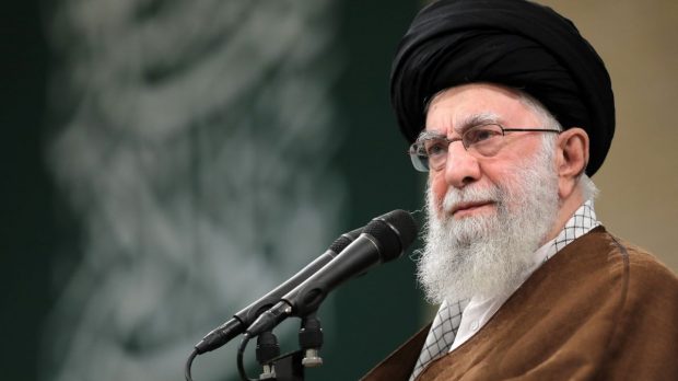 Contul de pe X în limba ebraică al liderului suprem al Iranului, Ali Khamenei, suspendat la doar o zi după lansare