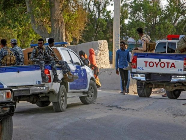 Atac terorist sinucigaș lângă academia de poliție din Somalia: 7 persoane au murit și alte 6 au fost rănite 