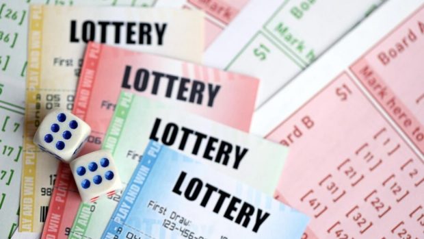 Bărbatul care a câștigat un milion de lire sterline la loterie a pierdut premiul pentru că nu l-a revendicat