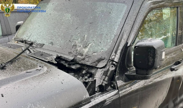 Mașina unui afacerist rus a fost aruncată în aer, la Moscova. Bărbatul a fost grav rănit, când a vrut să arunce punga cu scutece murdare în care se afla bomba | VIDEO