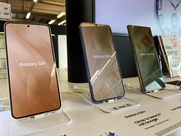 Cât costă Samsung Galaxy S24 la eMAG de Black Friday 2024