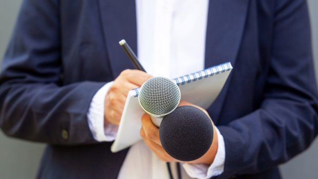 CE acordă un ajutor financiar jurnaliștilor europeni. 16 milioane de euro vor fi alocați alfabetizării mediatice