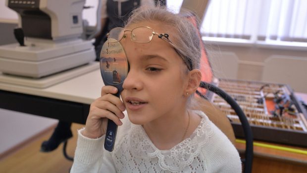 Doar 4 din 10 părinți și-au dus copiii la medicul oftalmolog în ultimul an – STUDIU