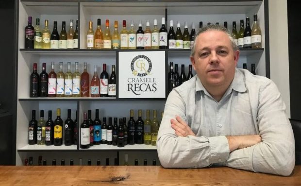 Un englez deține în România cea mai mare cramă din Europa de Est. „Era ca în Vestul Sălbatic. Dacă nu vindeam, nu mâncam”