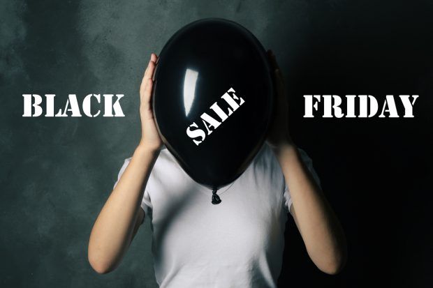 Atenție la fraudele cibernetice de Black Friday. Cum să te protejezi de atacurile SMishing. „Fiți precauți și verificați întotdeauna sursa mesajelor!”