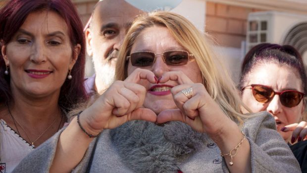 Diana Șoșoacă poate candida la Senat, după ce Tribunalul București a respins contestația depusă de Amalia Bellantoni