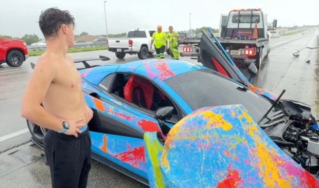 Un influencer american și-a făcut praf, în direct, bolidul McLaren de 200.000 de dolari: „Banii mei au dispărut!” | VIDEO