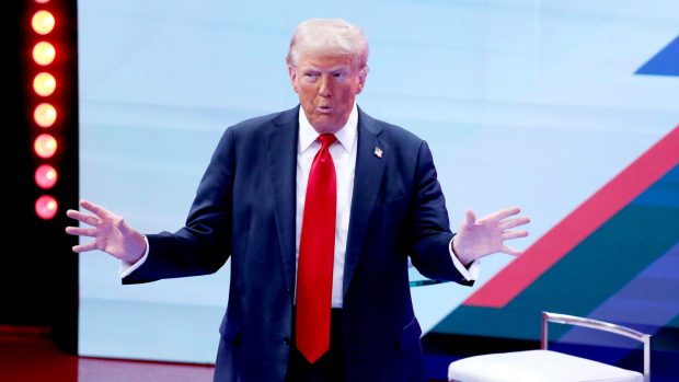 Donald Trump critică filmul The Apprentice, în care este portretizat de românul Sebastian Stan: „Un film fals și fără clasă” VIDEO