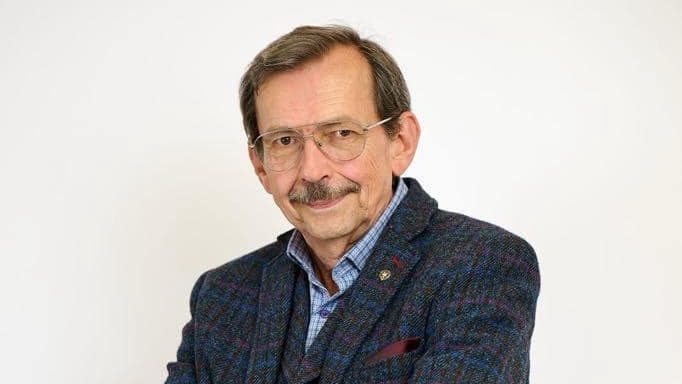 Dr. Emilian Popovici