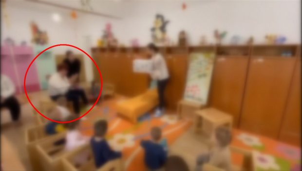 Educatoare filmată când lovește o fetiță de un an, la Brăila. Poliția s-a autosesizat după ce imaginile au ajuns pe internet | VIDEO