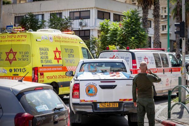 Atac terorist în Israel. Cel puțin șase persoane au fost înjunghiate, înainte ca agresorul să fie capturat | VIDEO