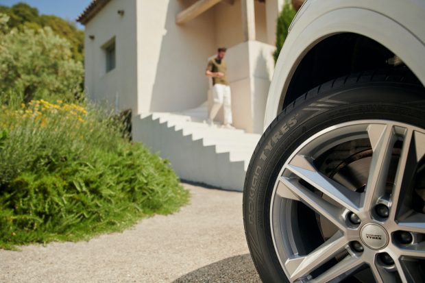 Patru lucruri pe care să le știți atuncicând alegeți anvelopele?
