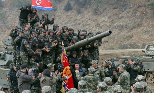 Primele unități militare din Coreea de Nord au ajuns în „zona de luptă”, anunță Kievul. Soldații lui Kim Jong-un, reperați în regiunea Kursk