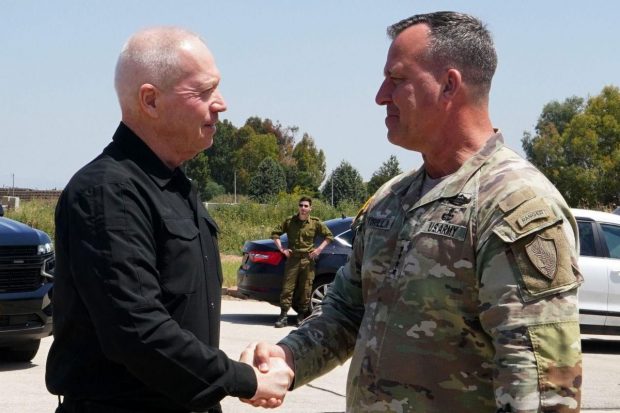 Şeful Comandamentului Central al SUA a ajuns în Israel pentru a coordona răspunsul împotriva Iranului. Reacția Teheranului