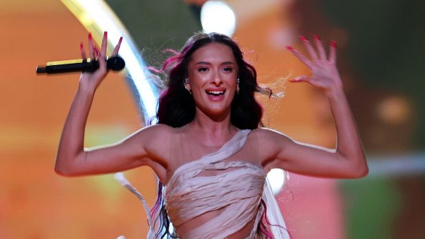 Cântăreața Eden Golan, reprezentanta Israelului la Eurovision, s-a înscris voluntar în armată, deși avea scutire medicală | VIDEO