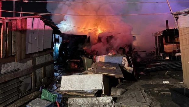 Incendiu în Cluj-Napoca. Zeci de oameni au fost evacuați din calea flăcărilor