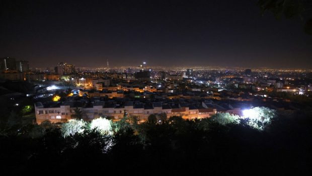 Israelul a atacat mai multe ținte militare din Iran, Orientul Mijlociu e mai aproape de un război regional. SUA au fost informate înaintea operaţiunii