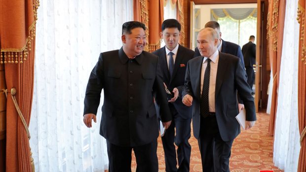 Mesajul lui Kim Jong Un către Putin îngrijorează Occidentul. Liderul de la Phenian e convins că cele două țări au devenit „invincibile și eterne” | VIDEO