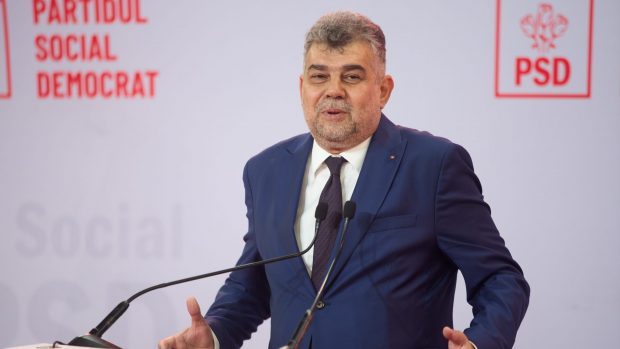 Marcel Ciolacu, reacție în scandalul avionului privat: „Îmi cer public scuze prietenilor și familiei. Vorbim de viața mea privată și de banii mei”