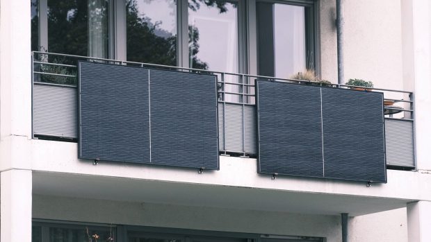 Sute de beneficiari Casa Verde 2023 riscă să piardă finanţarea din cauza instalatorilor