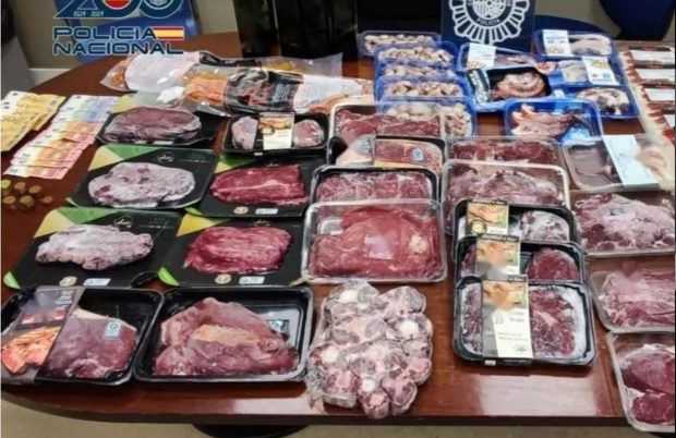 Un român din Spania a găsit metoda pentru a vinde produse de lux la prețuri mici, însă a fost arestat