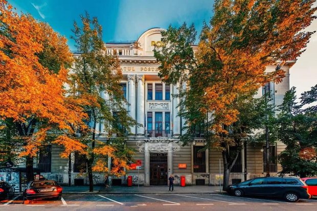 O poștăriță din Timișoara a fost agresată de un coleg jurist. Sindicat: „Juristul s-a angajat în acte de intimidare și violență”