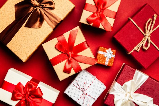 Pregătește cadourile de Crăciun de Black Friday! Iată ce daruri poți achiziționa pentru cei dragi la cele mai mici prețuri din an