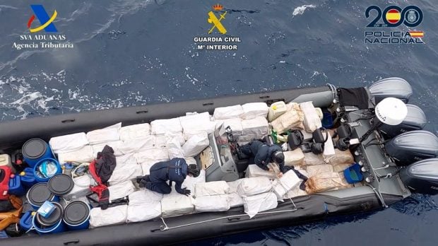 Cocaina roz, drogul cu aromă de căpșuni care se răspândește rapid în Europa, mai ales în rândul tinerilor