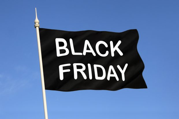 Cum să te ferești de țepe în perioada Black Friday. Sfaturile date de Protecția Consumatorilor