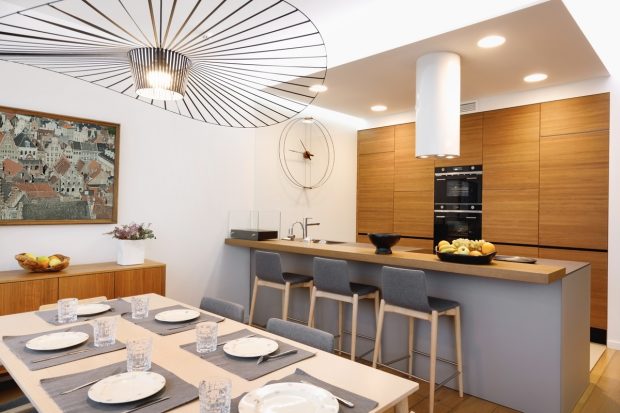 Redecorează-ți zona de dining în mod inteligent – Achiziții de Black Friday pe care le poți face anul acesta