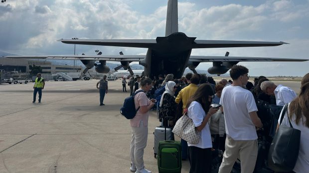 Numărul românilor evacuați din Liban a ajuns la 212, anunță MAE