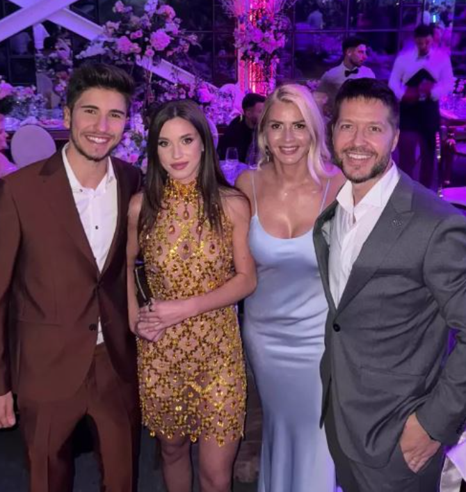 Ce a răspuns Sebastian Dobrincu atunci când a fost întrebat dacă și-a făcut planuri de căsătorie cu Ioana Ignat. „Tu crezi în suflete pereche?”