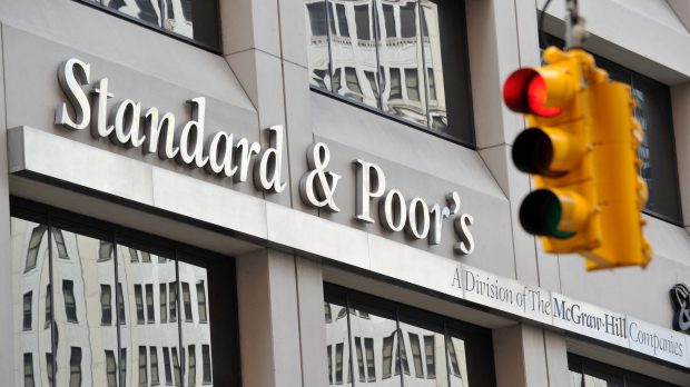Cealaltă față a ratingului S&P: Avertismente privind inflația și creșterea pensiilor