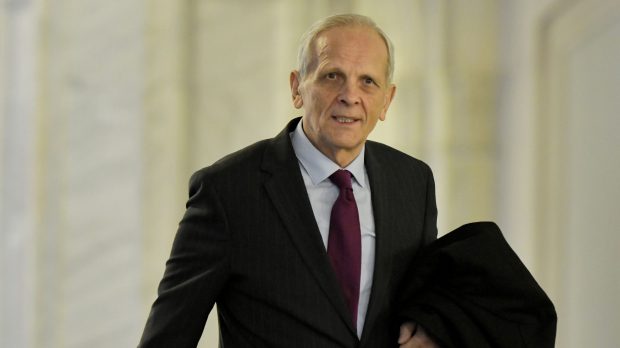 Ruperea coaliției PNL-PSD anunțată de Nicolae Ciucă, un act de iresponsabilitate, spune Theodor Stolojan